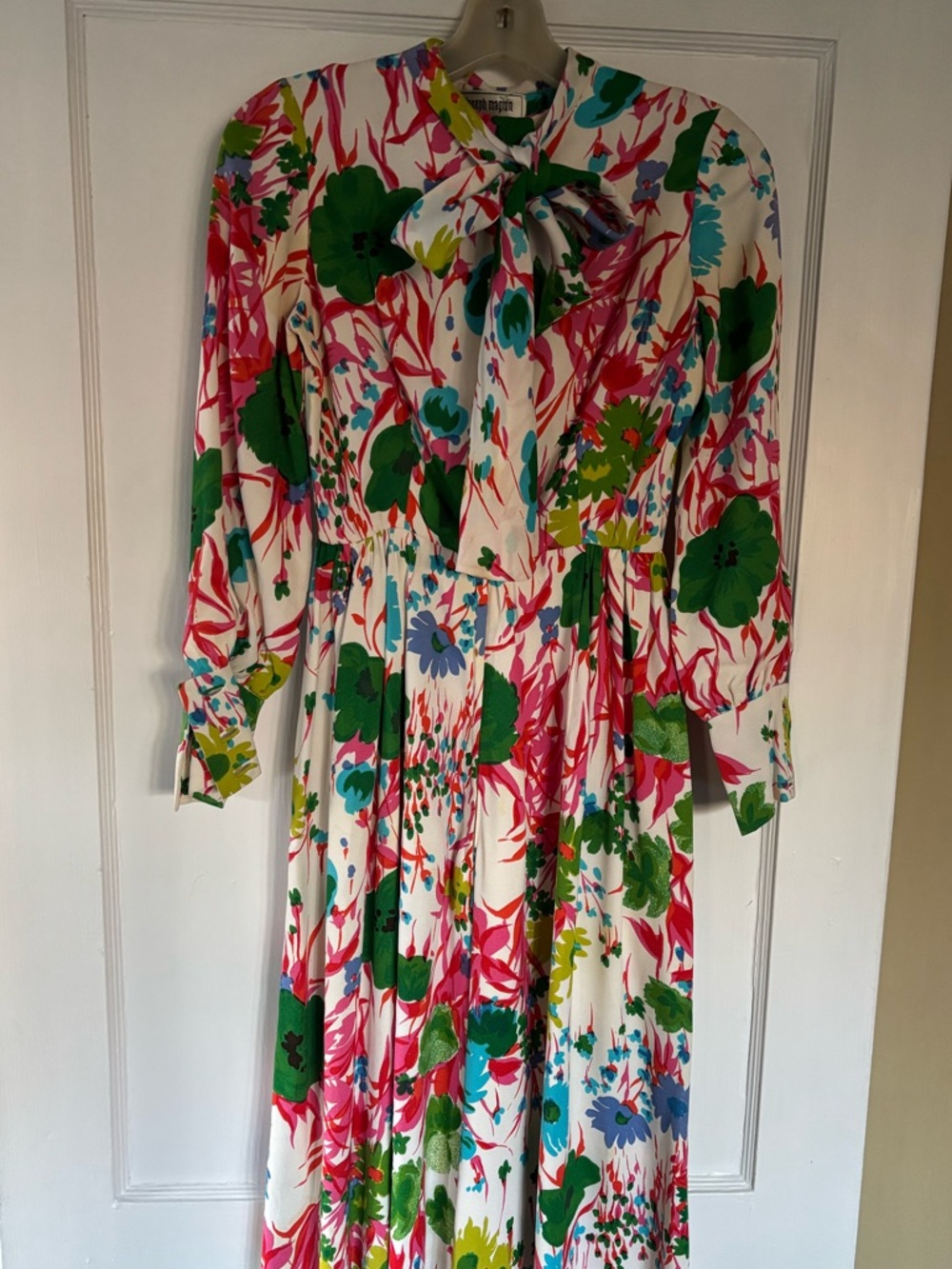 Joseph  Magnin vintage